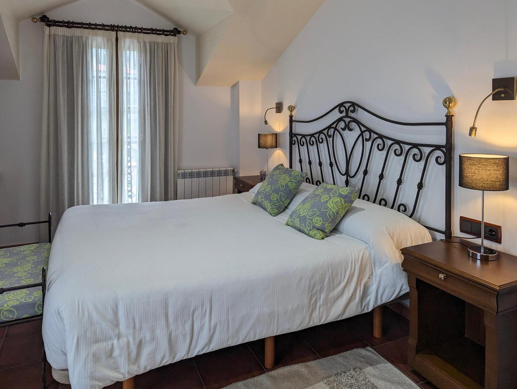 Hotel Apartamento Marouco 아 과르다 외부 사진