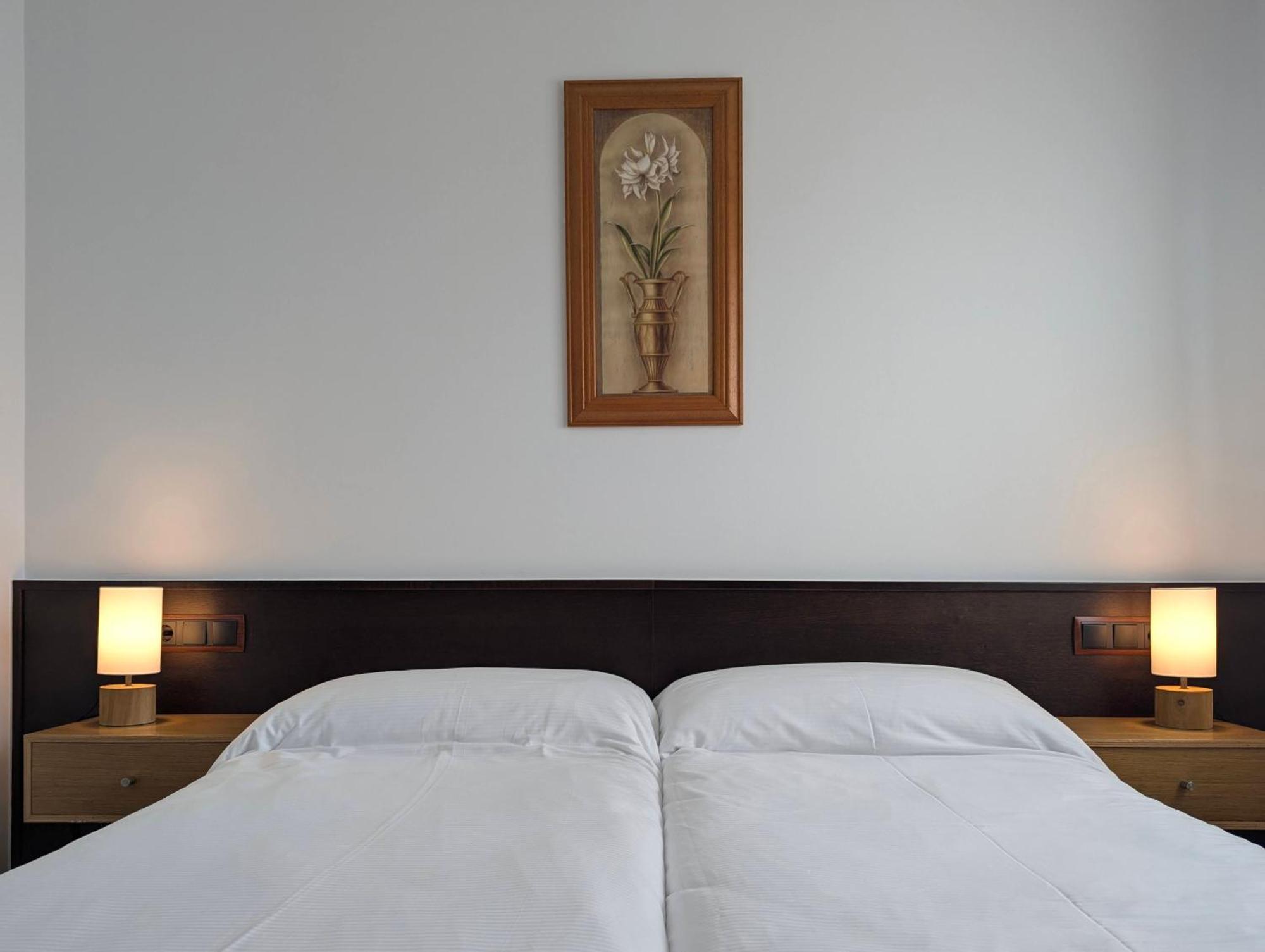 Hotel Apartamento Marouco 아 과르다 외부 사진