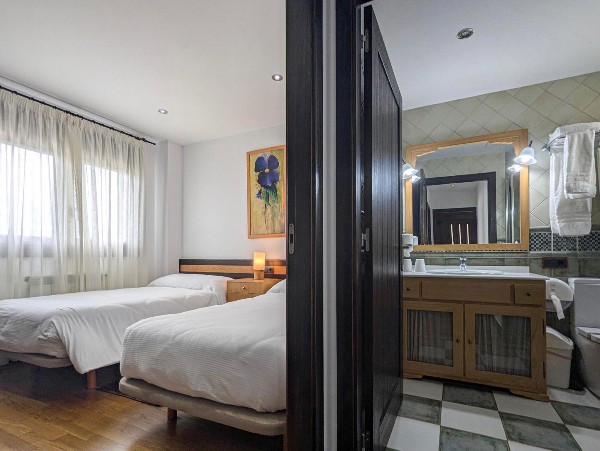 Hotel Apartamento Marouco 아 과르다 외부 사진